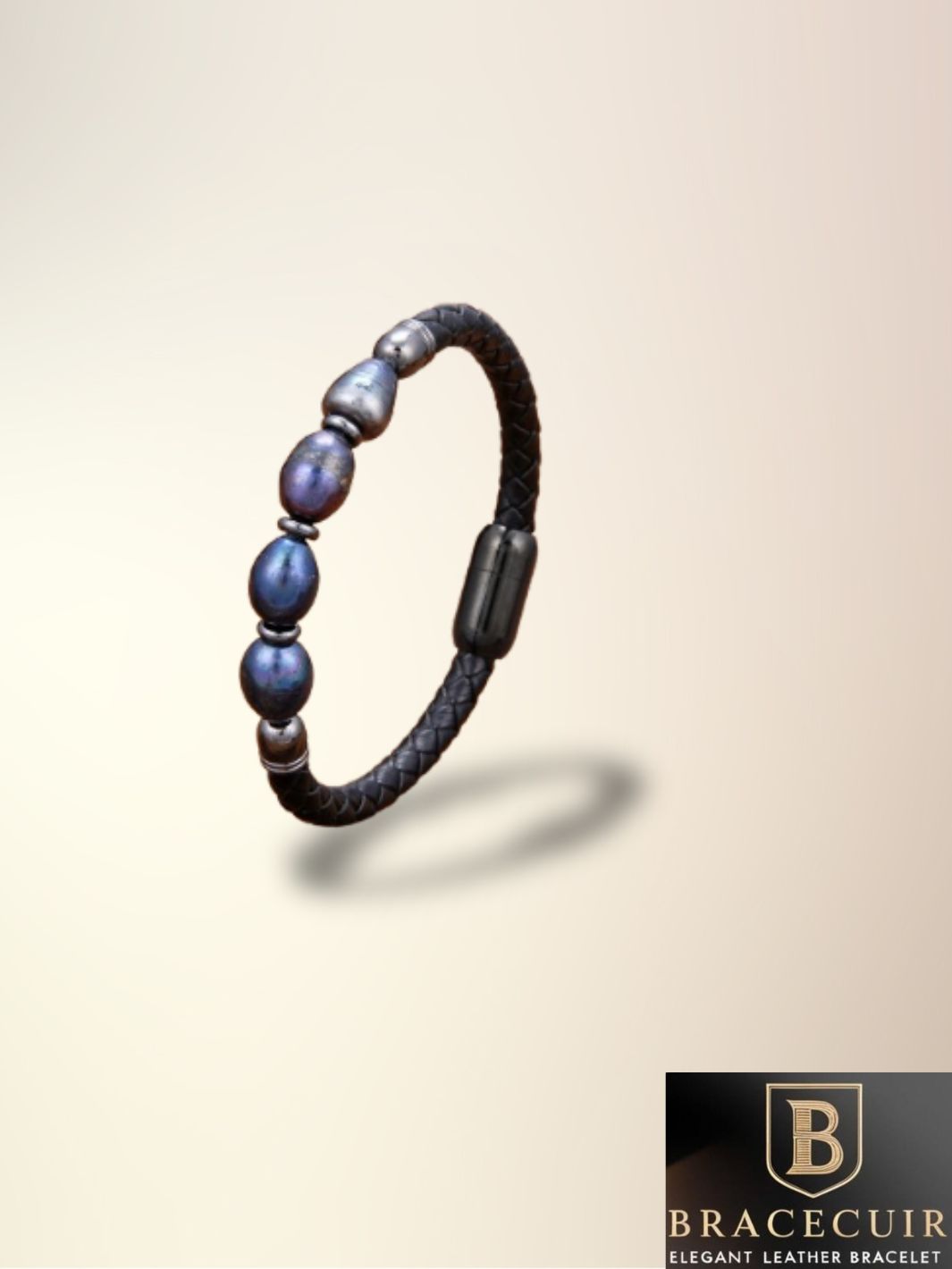 Bracelet cuir <br> tressé et perle